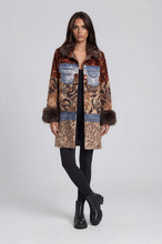 Load image into Gallery viewer, 2641 Mixed Media Faux Fur Statement Coat: L