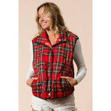 Load image into Gallery viewer, VINTAGE CHRISTMAS PLAID QUILTING VEST: RED MULTI / M
