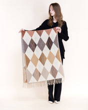Load image into Gallery viewer, Autumn Argile Fringe Scarf: BEIGE / One Size
