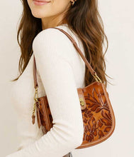 Load image into Gallery viewer, 4624 Valentina - Genuine Leather: Cognac
