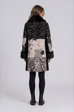 Load image into Gallery viewer, 2644 Mixed Media Faux Fur Statement Coat: M
