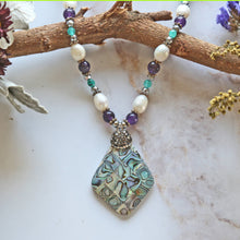 Load image into Gallery viewer, Diamond Shaped MOP Druzy Pendant Necklace
