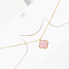Load image into Gallery viewer, Gold Dipped Quatrefoil Pendant Necklace: Silver
