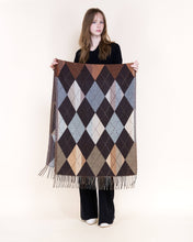 Load image into Gallery viewer, Autumn Argile Fringe Scarf: BEIGE / One Size
