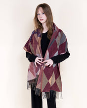Load image into Gallery viewer, Autumn Argile Fringe Scarf: BEIGE / One Size
