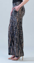 Load image into Gallery viewer, PT21P19 - Trackstripe Print Soft Knit Pull-On Pant: Black Beige / M
