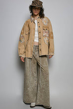 Load image into Gallery viewer, Balloon sleeve floral patch detail denim jacket: DENIM / M
