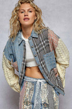 Load image into Gallery viewer, Oversized sweater sleeve patchworks plaid jacket: DENIM MULTI / L
