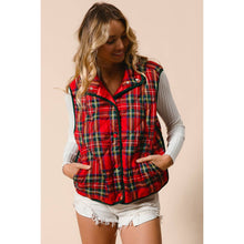 Load image into Gallery viewer, VINTAGE CHRISTMAS PLAID QUILTING VEST: RED MULTI / M
