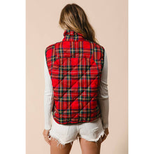Load image into Gallery viewer, VINTAGE CHRISTMAS PLAID QUILTING VEST: RED MULTI / M
