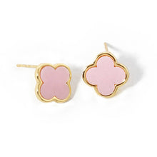 Load image into Gallery viewer, Gold Dipped Quatrefoil Stud Earrings
: Black
