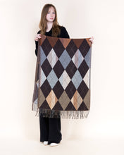 Load image into Gallery viewer, Autumn Argile Fringe Scarf: BEIGE / One Size
