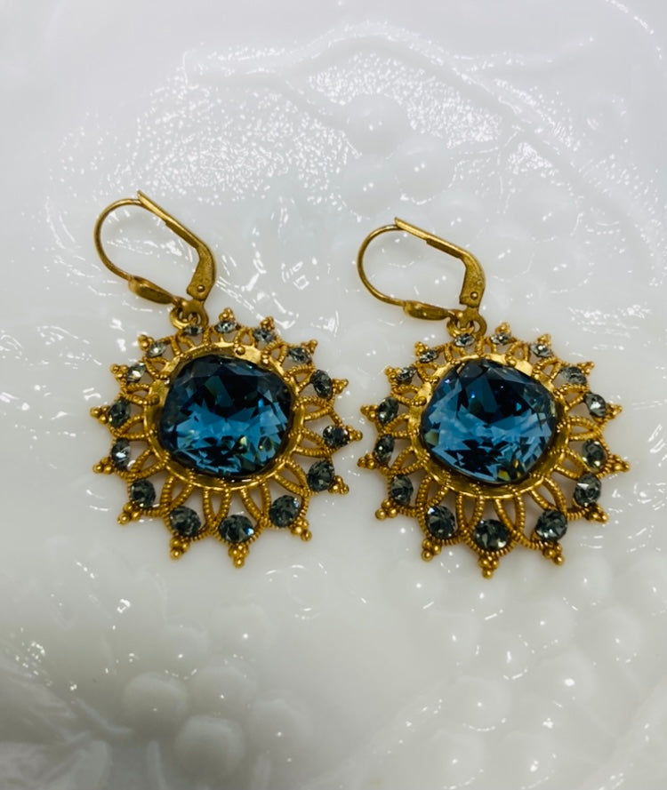 Midnite Blue with Black Diamond La Vie Earrings