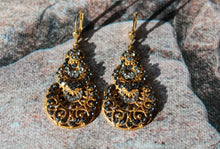 Load image into Gallery viewer, Swarovski Black Diamond and Crystal 14K overlay earrings
